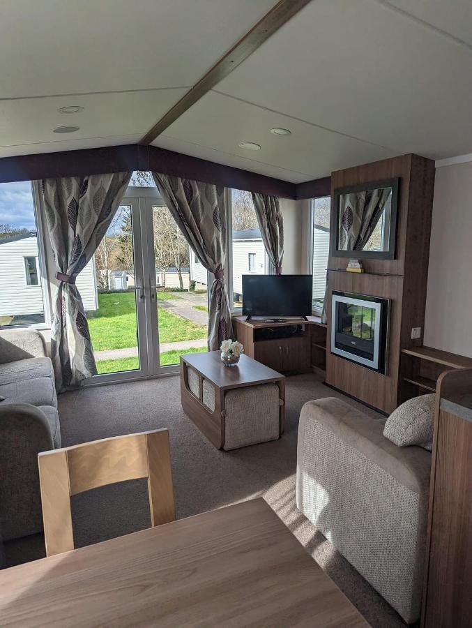 הייסטינגס Swift Holidays At Combe Haven Holiday Park מראה חיצוני תמונה